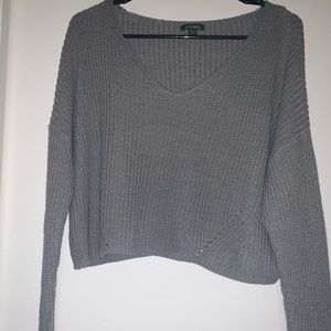 Cropped grey sweater